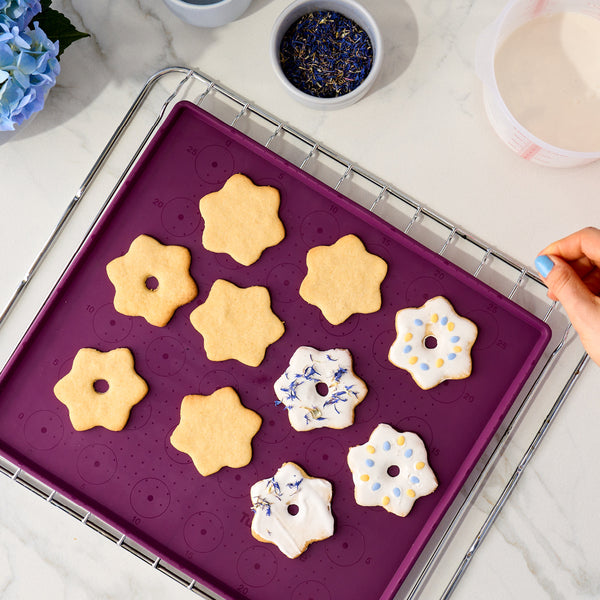 Tupperware silicone on sale baking sheet